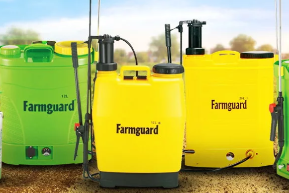 Batterie vs. Pulvérisateurs de sac à dos manuel